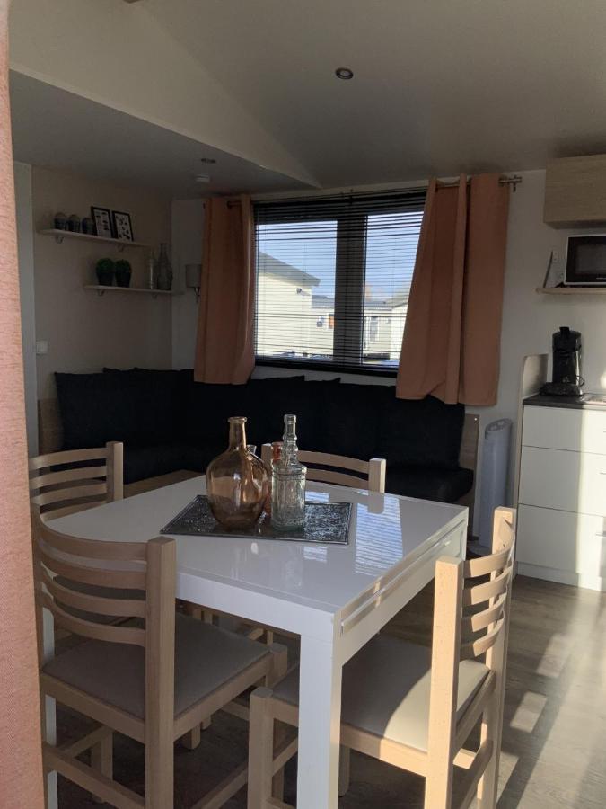 מלון אוסטקאפלה Chalet Zonnig Zeeland מראה חיצוני תמונה