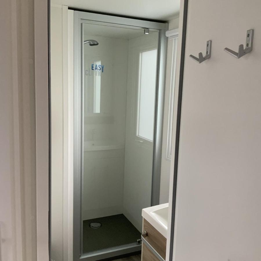 מלון אוסטקאפלה Chalet Zonnig Zeeland מראה חיצוני תמונה